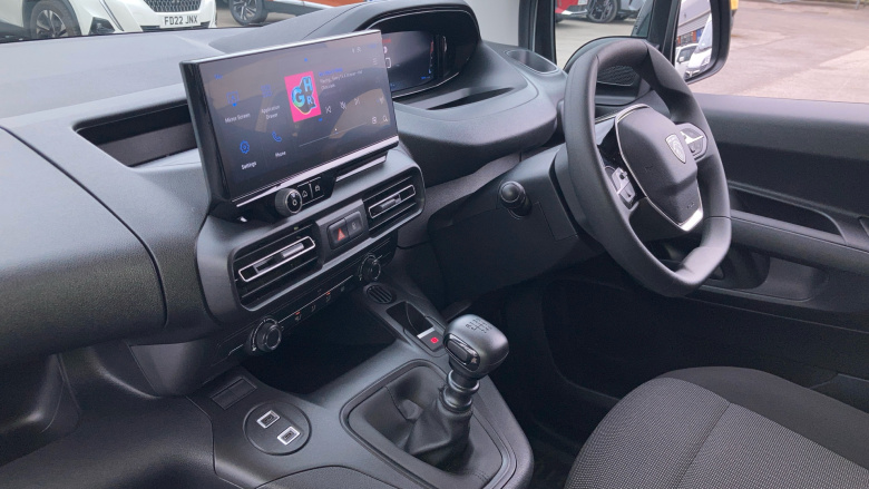 Peugeot Partner Standard Diesel 1.5 BlueHDi 100 Professional Van